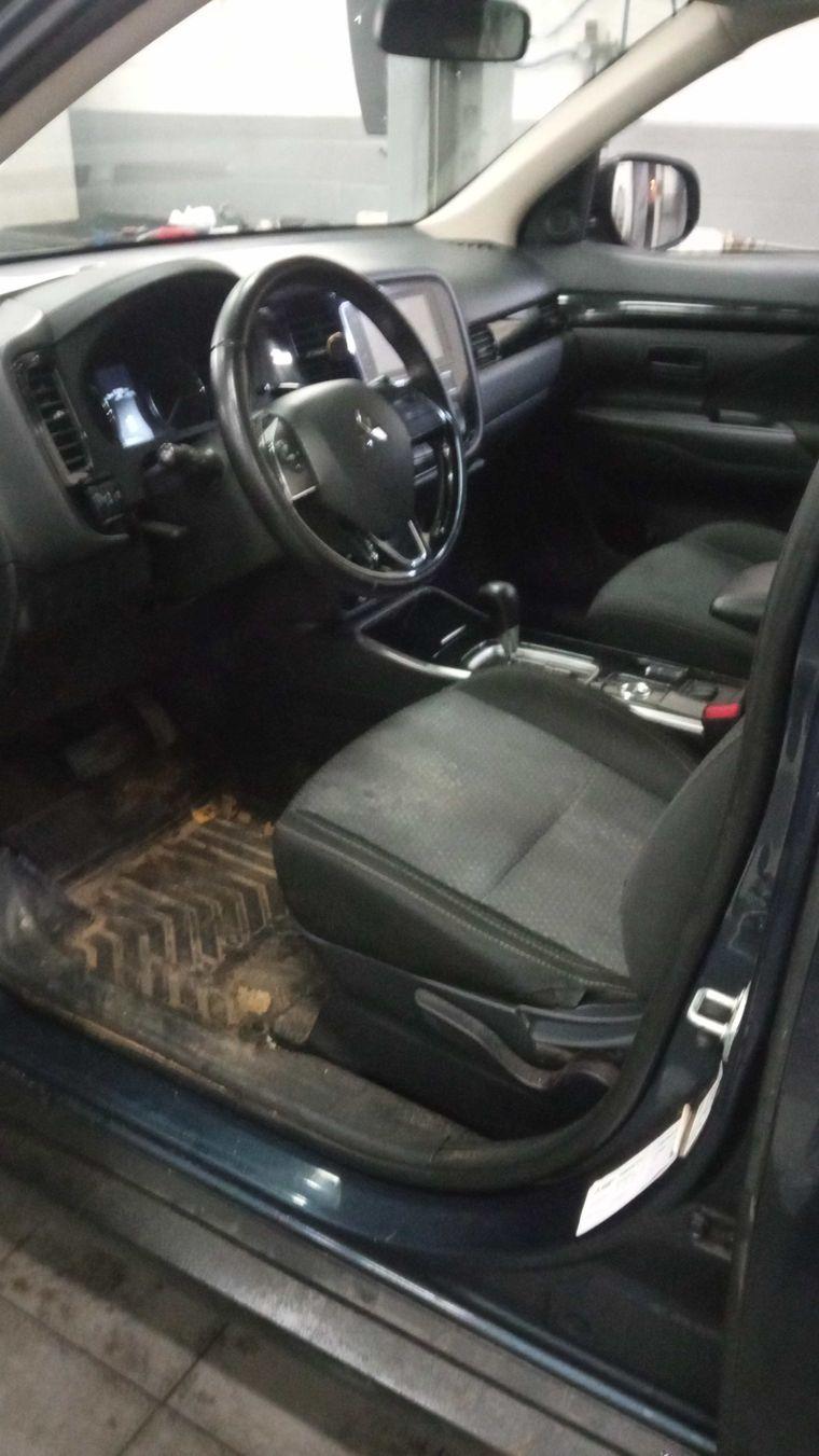 Mitsubishi Outlander,  - вид 4