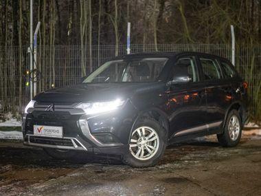 Mitsubishi Outlander 2019 года, 138 325 км - вид 1