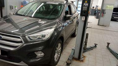 Ford Kuga 2017 года, 87 262 км - вид 1
