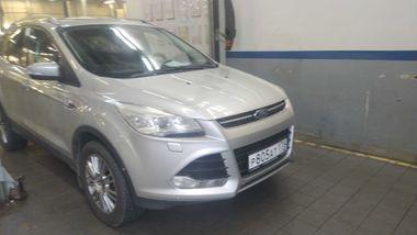 Ford Kuga 2013 года, 199 310 км - вид 2