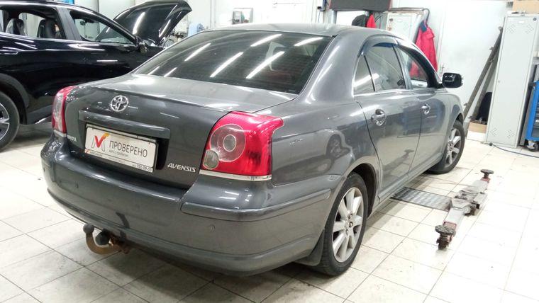 Toyota Avensis,  - вид 1