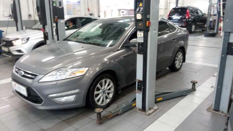 Ford Mondeo 2012 года, 242 643 км - вид 2