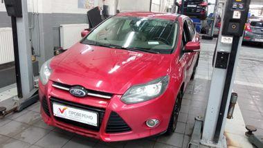 Ford Focus 2014 года, 202 870 км - вид 1
