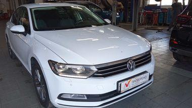 Volkswagen Passat 2016 года, 138 322 км - вид 2