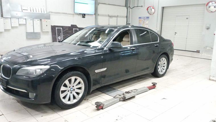 BMW 7 серия 2011 года, 145 109 км - вид 1