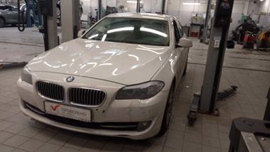 BMW 5 серия 2013 года, 204 080 км - вид 1