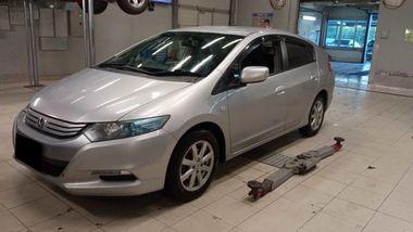 Honda Insight 2010 года, 174 307 км - вид 1