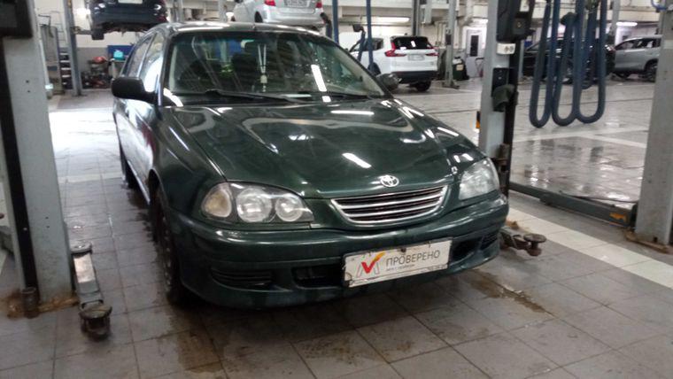 Toyota Avensis 1998 года, 355 303 км - вид 2