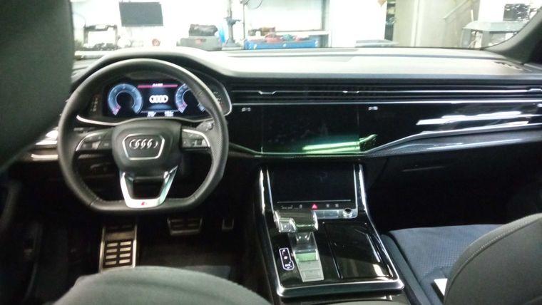 Audi Q8, 2023 - вид 3