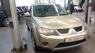 Mitsubishi Outlander 2008 года, 359 287 км - вид 2