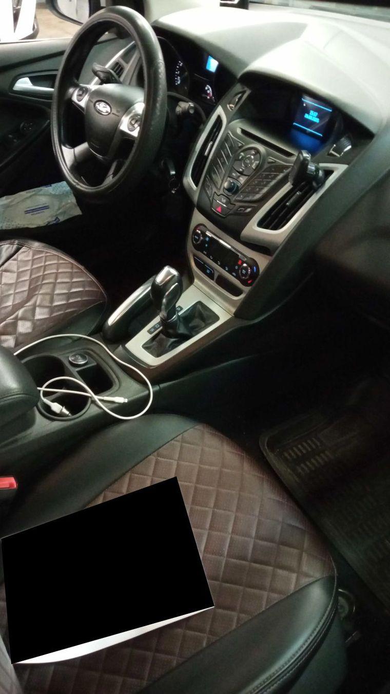 Ford Focus,  - вид 4