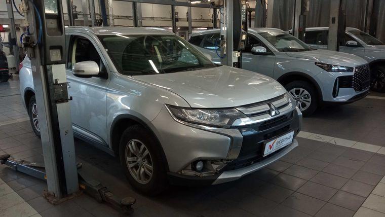 Mitsubishi Outlander 2018 года, 215 672 км - вид 2