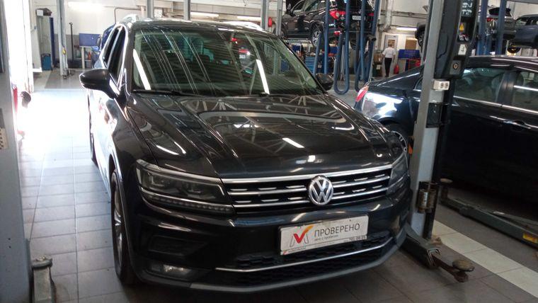 Volkswagen Tiguan,  - вид 1