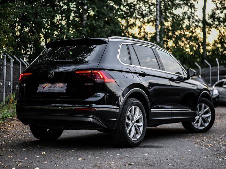 Volkswagen Tiguan,  - вид 1