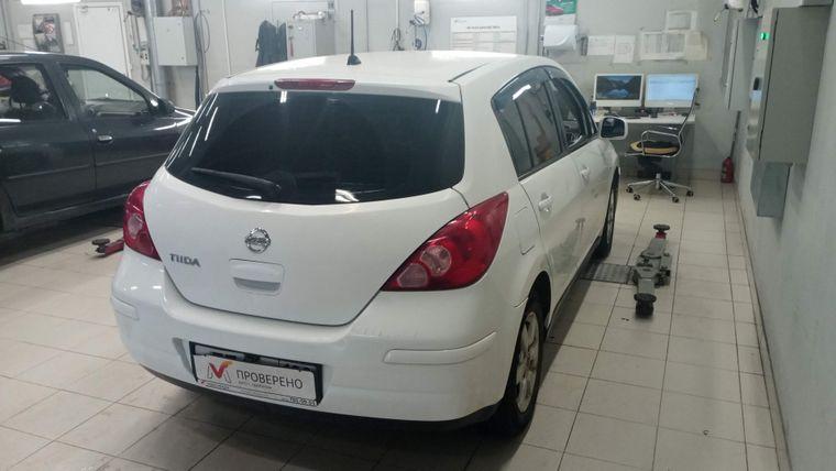 Nissan Tiida, 2008 - вид 2