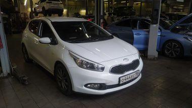 Kia Ceed 2013 года, 250 305 км - вид 2