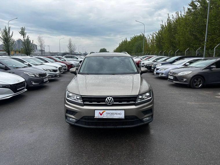 Volkswagen Tiguan 2018 года, 180 216 км - вид 2
