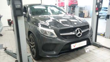 Mercedes-Benz GLE-класс Coupe 2018 года, 115 634 км - вид 2