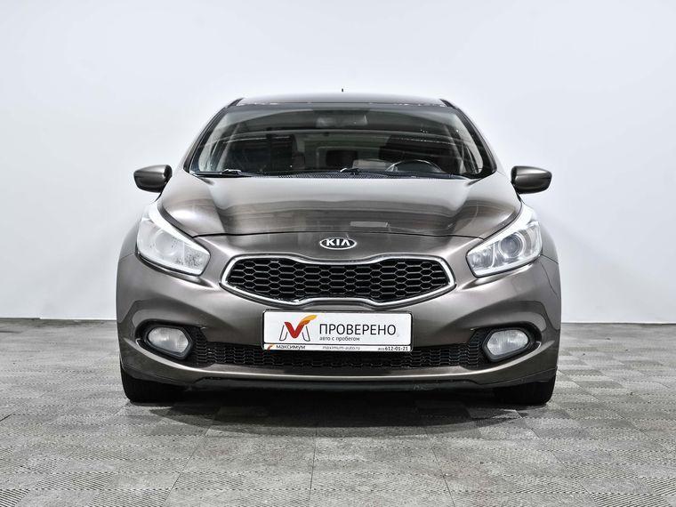 KIA Ceed 2012 года, 188 080 км - вид 2