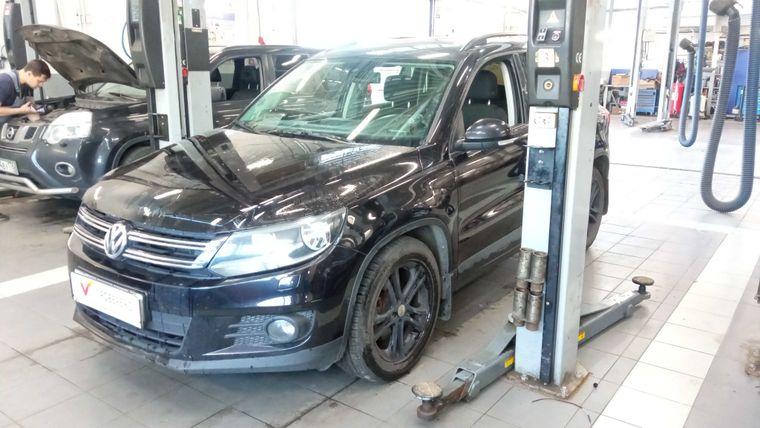 Volkswagen Tiguan 2015 года, 188 242 км - вид 1