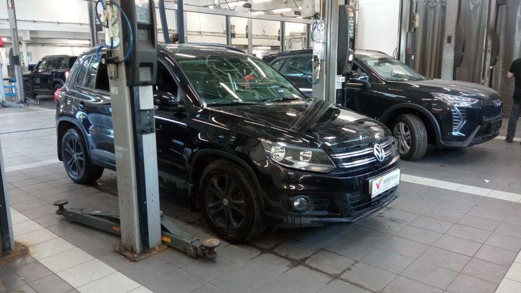 Volkswagen Tiguan 2015 года, 188 242 км - вид 2