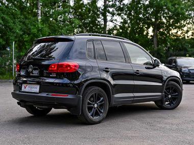 Volkswagen Tiguan 2015 года, 188 242 км - вид 2