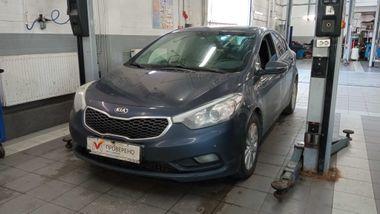 Kia Cerato 2015 года, 260 501 км - вид 1