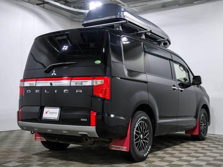 Mitsubishi Delica D5, 2019 - вид 3