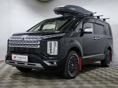 Mitsubishi Delica D5 2019 года, 124 566 км - вид 1