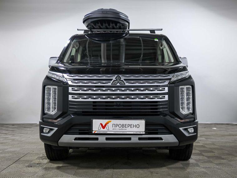 Mitsubishi Delica D5, 2019 - вид 1