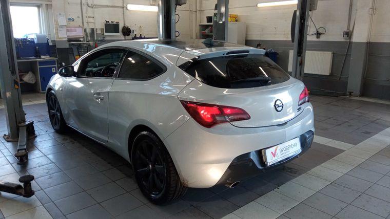 Opel Astra GTC,  - вид 3