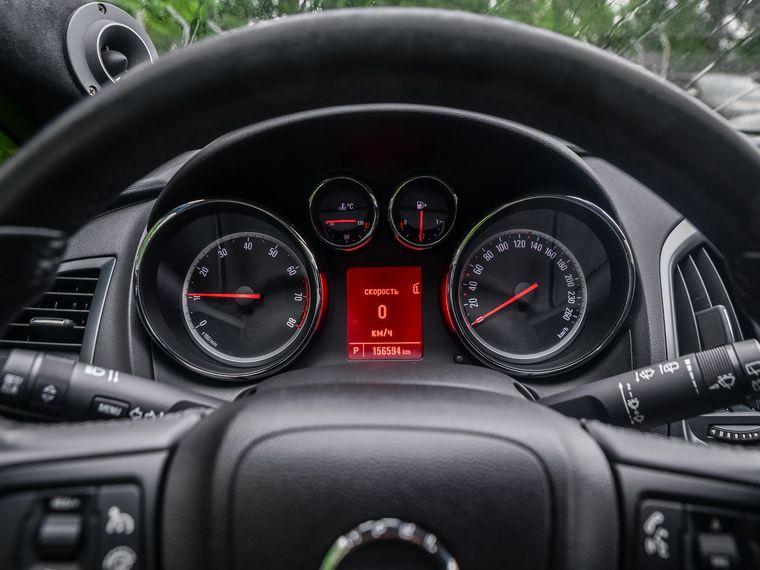 Opel Astra GTC,  - вид 4