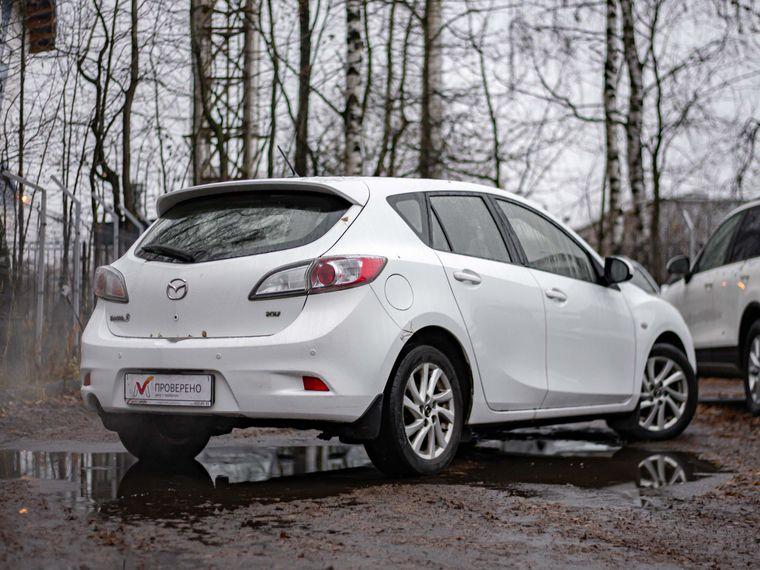 Mazda 3,  - вид 1