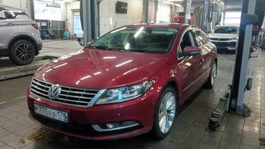 Volkswagen Passat 2013 года, 227 585 км - вид 1