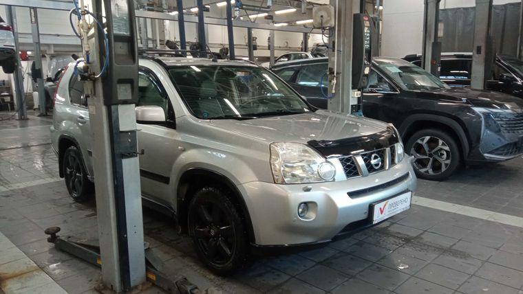 Nissan X-Trail 2010 года, 170 000 км - вид 2