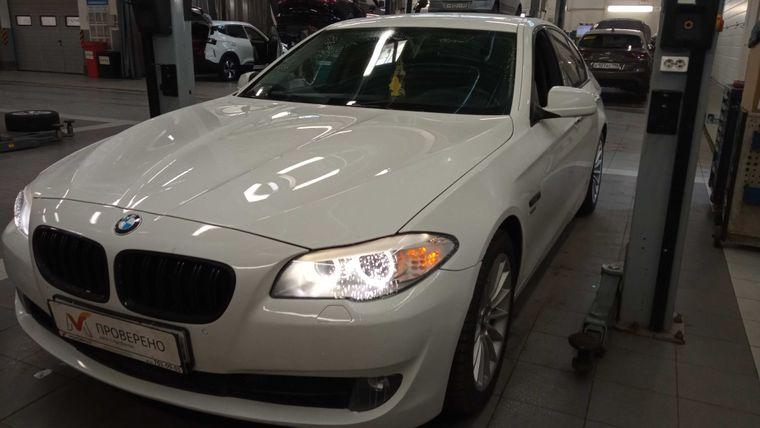 BMW 5 серия 2011 года, 239 327 км - вид 1