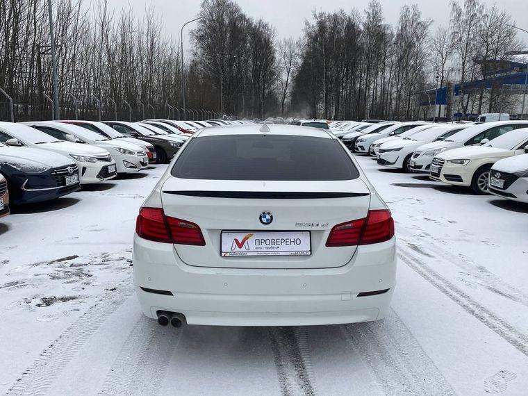 BMW 5 серия, 2011 - вид 4