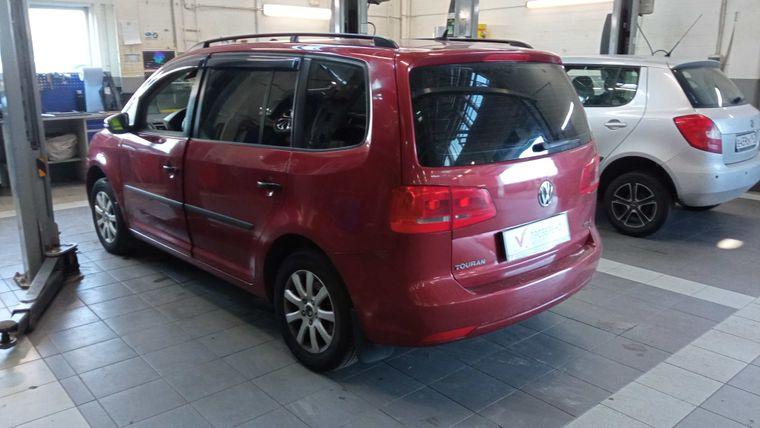 Volkswagen Touran,  - вид 3