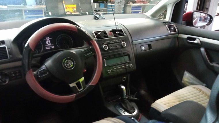 Volkswagen Touran,  - вид 4