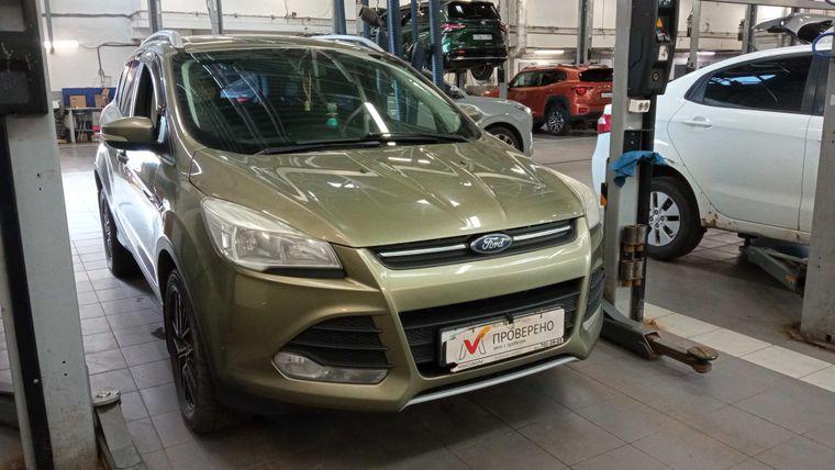 Ford Kuga 2013 года, 224 296 км - вид 2