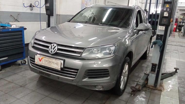 Volkswagen Touareg 2010 года, 205 380 км - вид 1