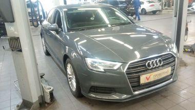 Audi A3 2018 года, 98 563 км - вид 2