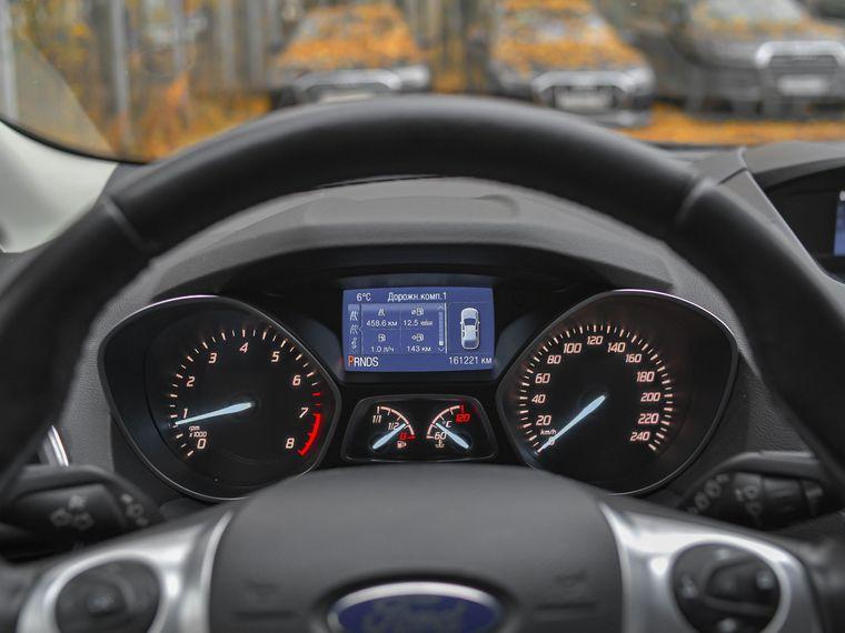 Ford Kuga,  - вид 4