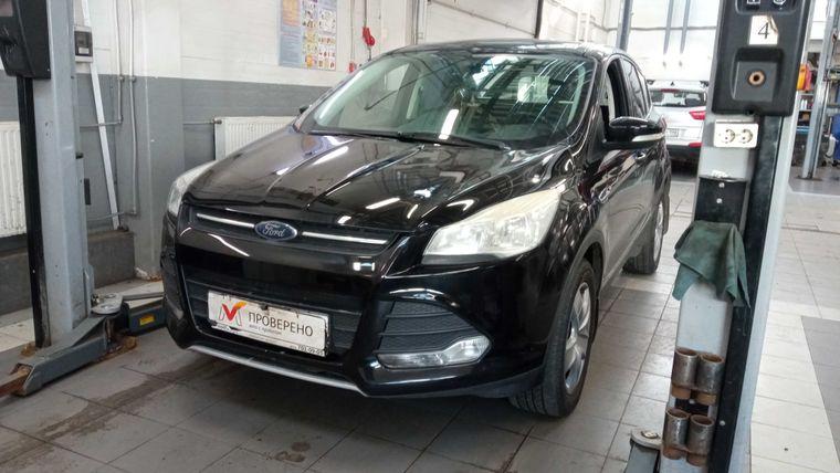 Ford Kuga 2015 года, 135 227 км - вид 1