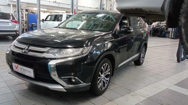 Mitsubishi Outlander 2017 года, 221 717 км - вид 1