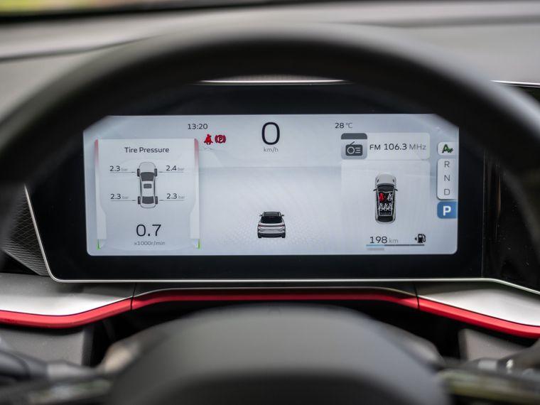 Geely Coolray,  - вид 4