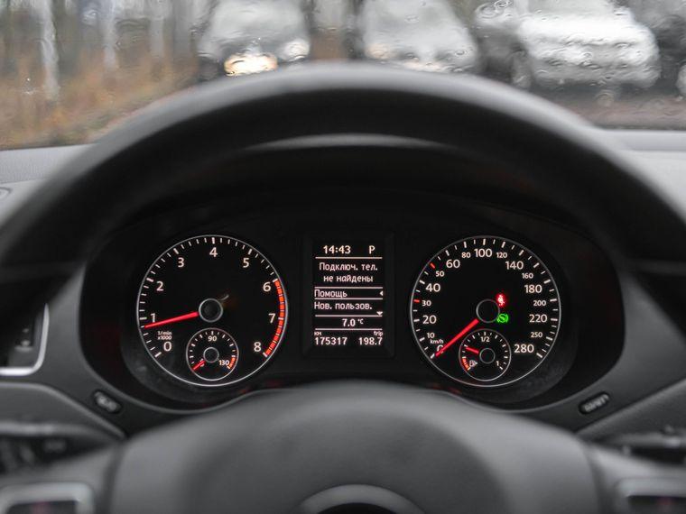 Volkswagen Jetta,  - вид 4