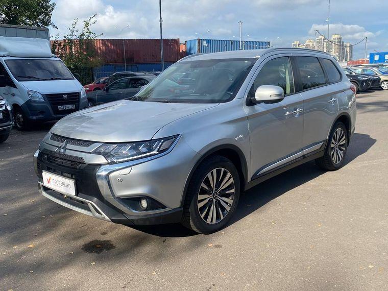 Mitsubishi Outlander 2019 года, 109 359 км - вид 1