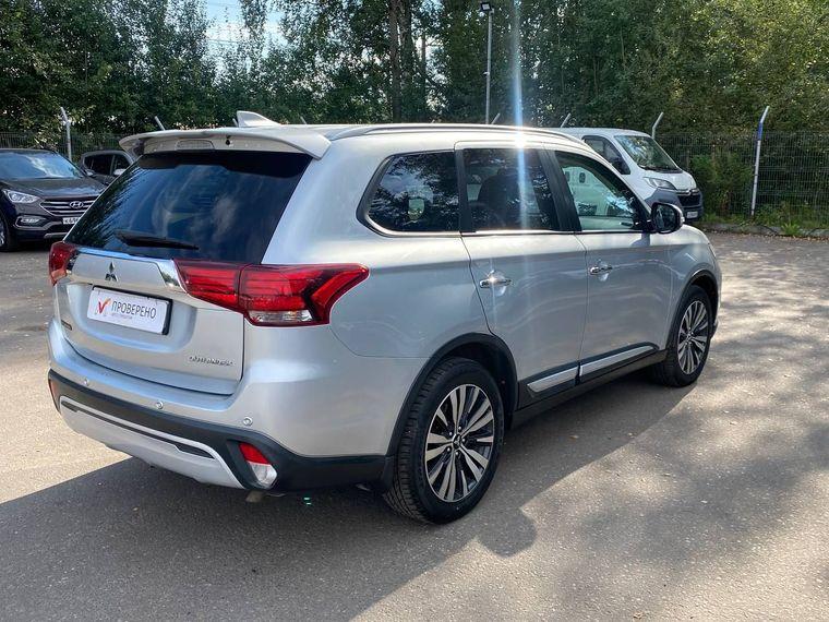 Mitsubishi Outlander, 2019 - вид 3