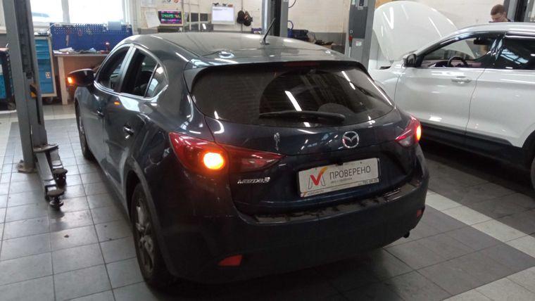 Mazda 3,  - вид 3